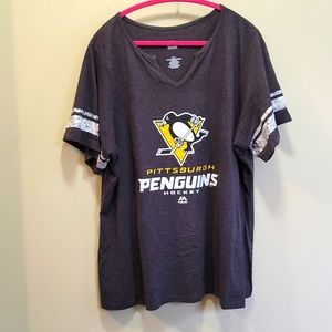 EUC Women's Majestic V-neck Pittsburgh Penguins Tee 2X
